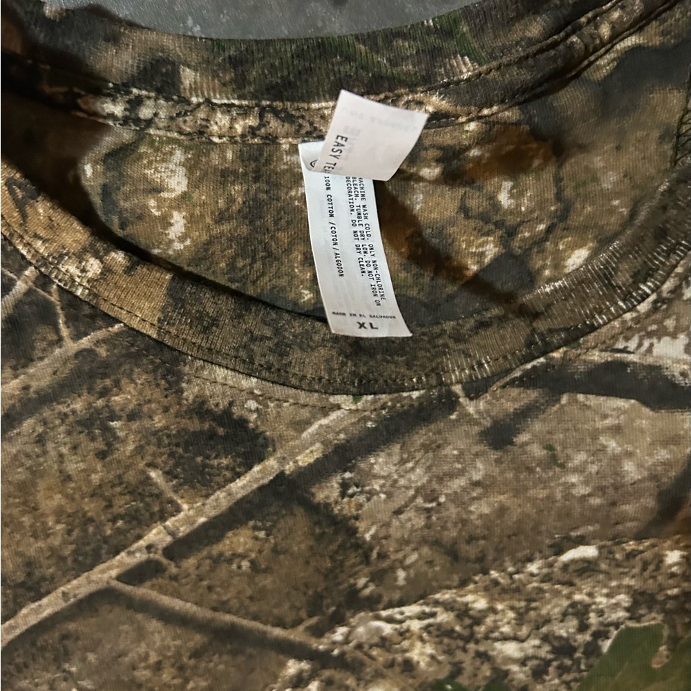 Realtree Camouflage Long Sleeve Tee - Picture 2 of 3